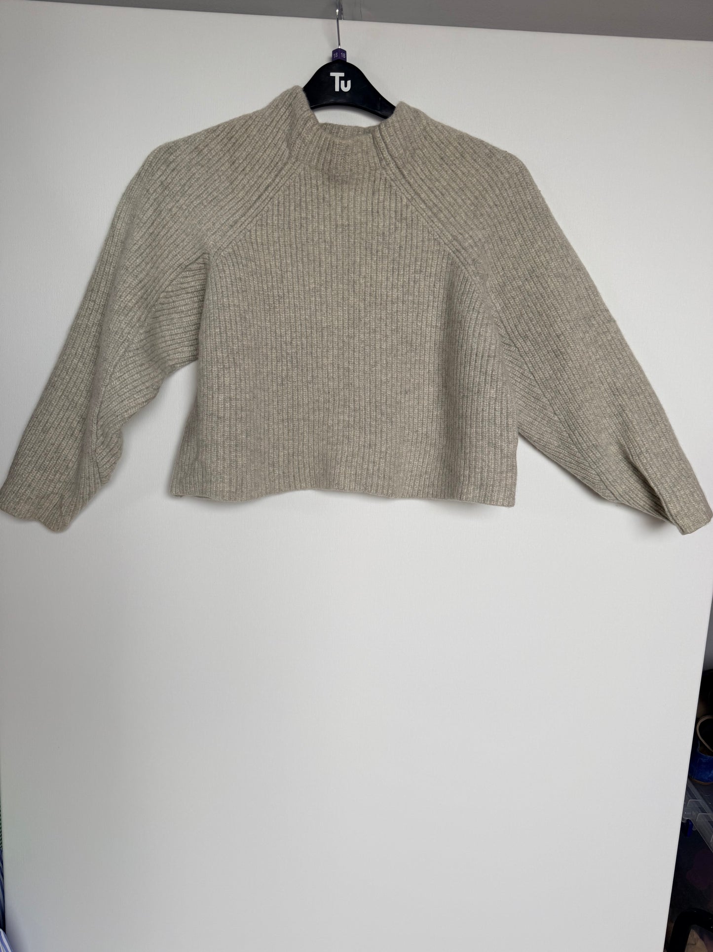 Wool/cashmere blend jumper - size UK small