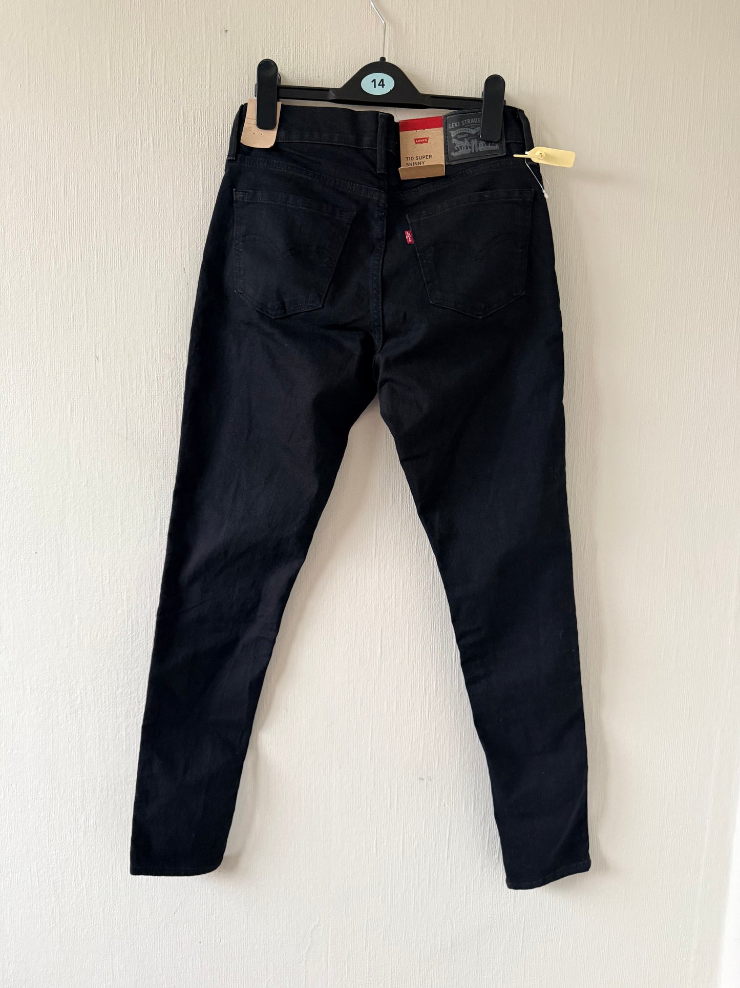 Levi black jeans - size UK 8