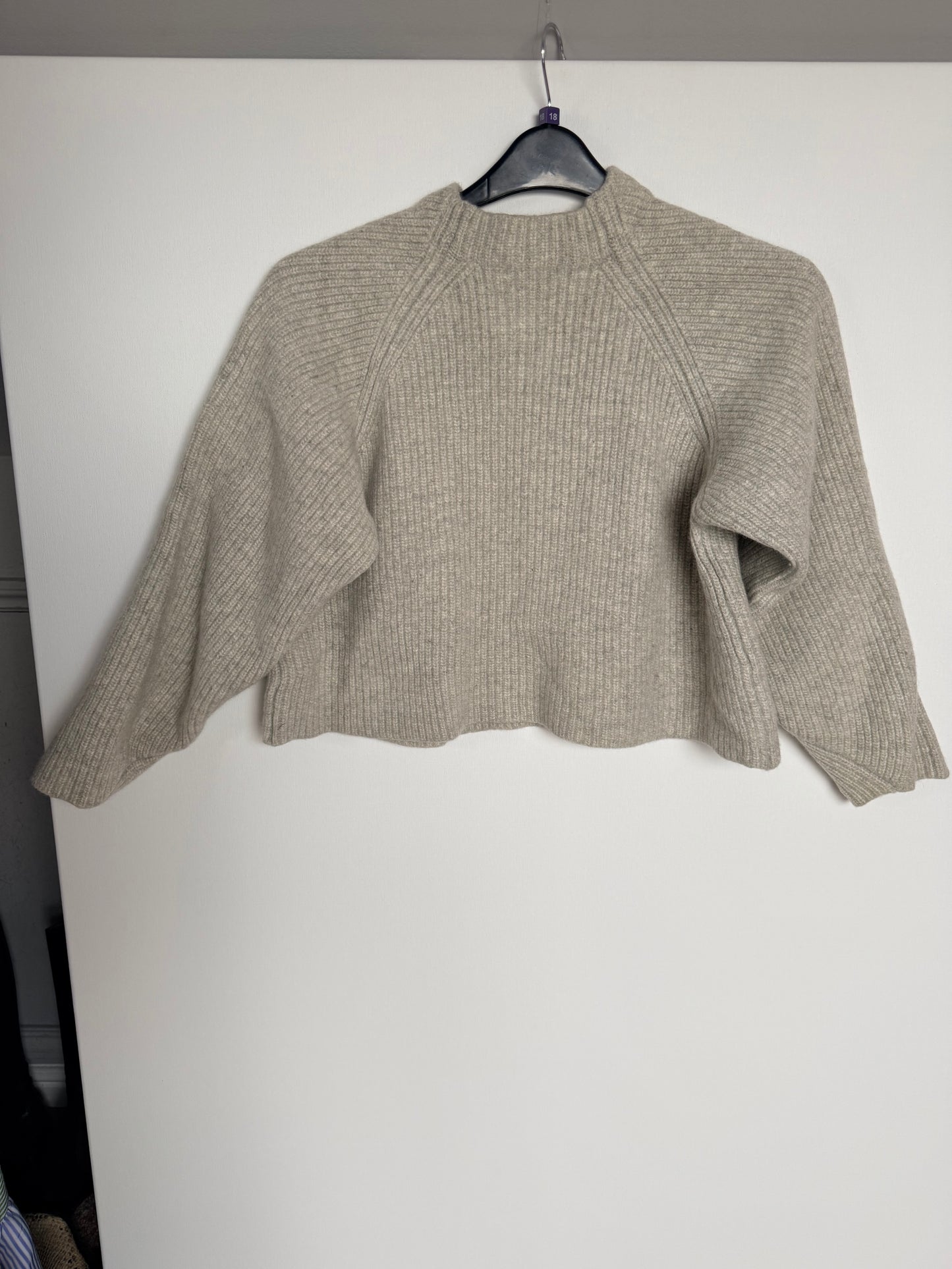 Wool/cashmere blend jumper - size UK small