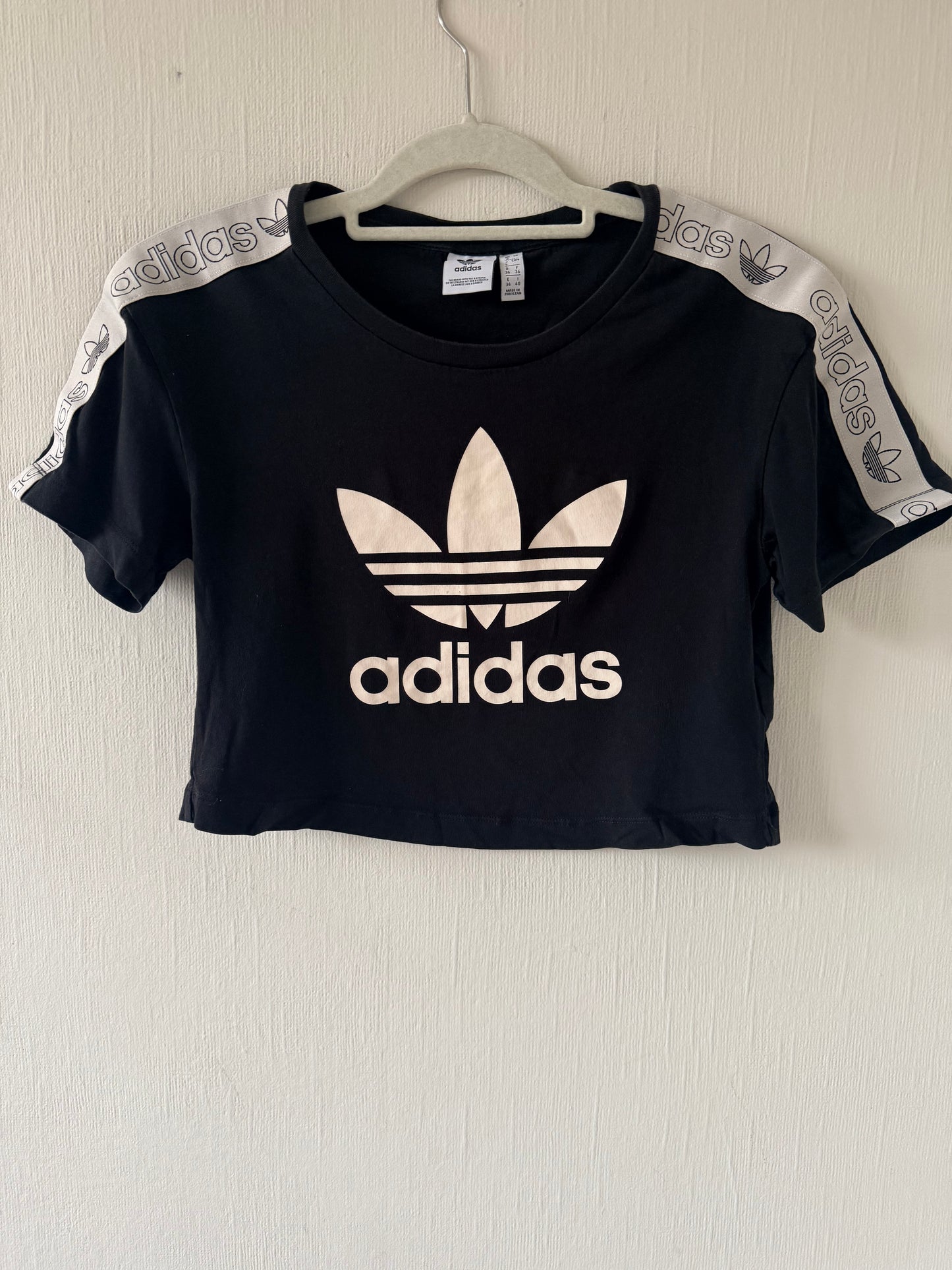 Women’s Adidas crop T-shirt - size UK 8