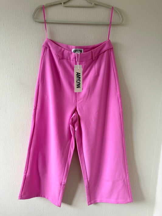 AmyLynn pink trousers - new with tags - size medium