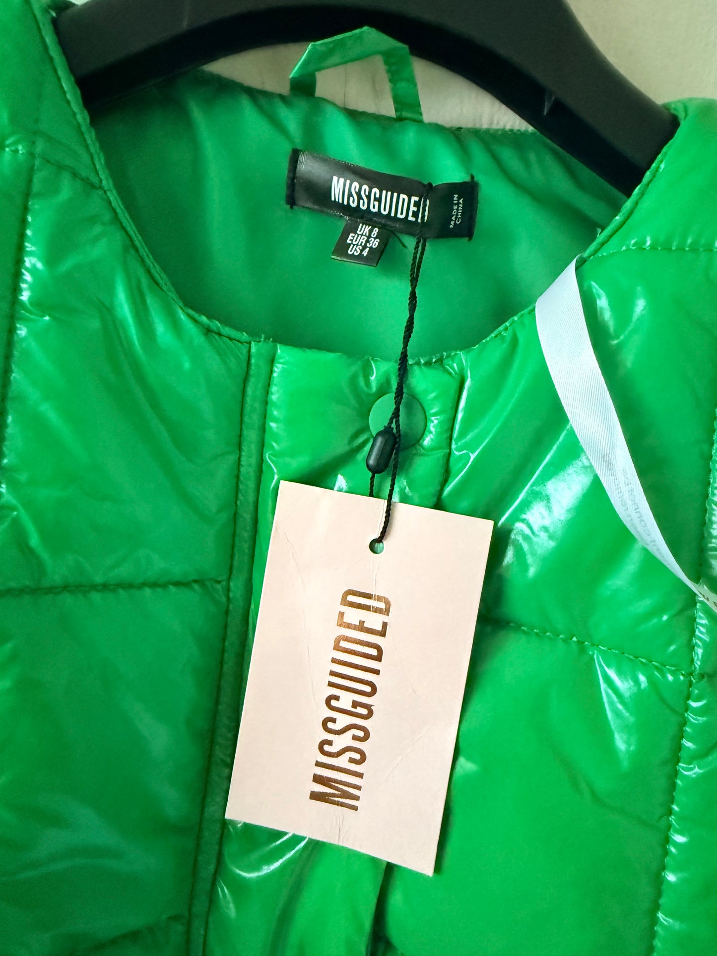 Miss guided green gilet - new - size UK 8